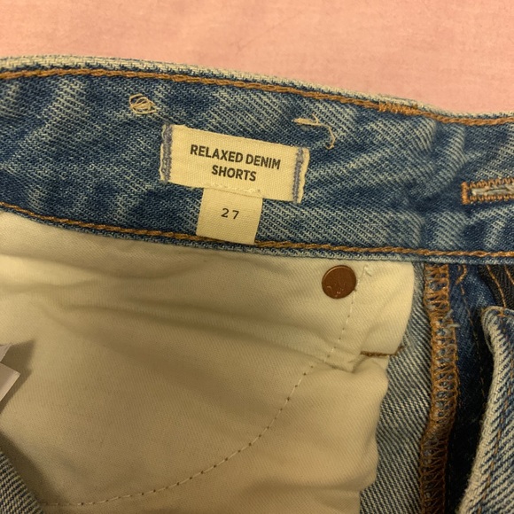 Madewell Relaxed Denim Shorts in Renfield Wash: Destructed Edition - Picture 5 of 5